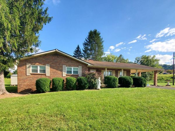 110 Miller Hollow Road, Roan Mountain, TN 37687