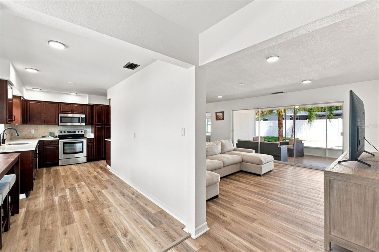 2172 University Drive S, Clearwater, FL 33764 Photo