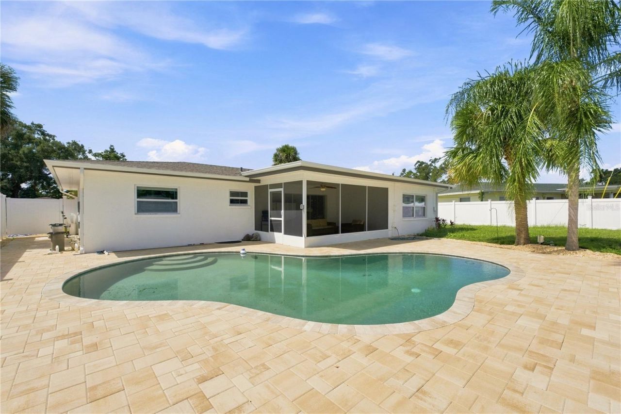 2172 University Drive S, Clearwater, FL 33764 Photo