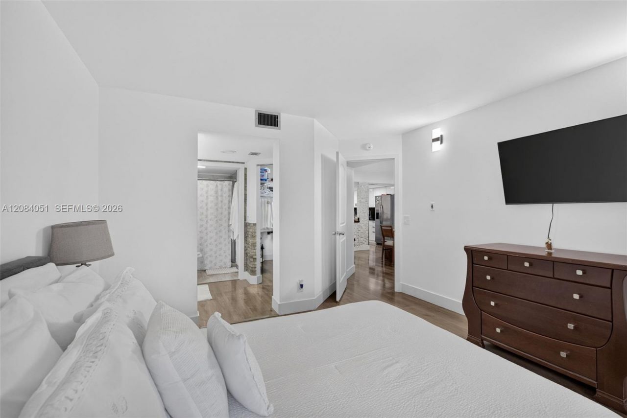 1100 SW 130th Ave, Unit 112H, Pembroke Pines, FL 33027 Photo
