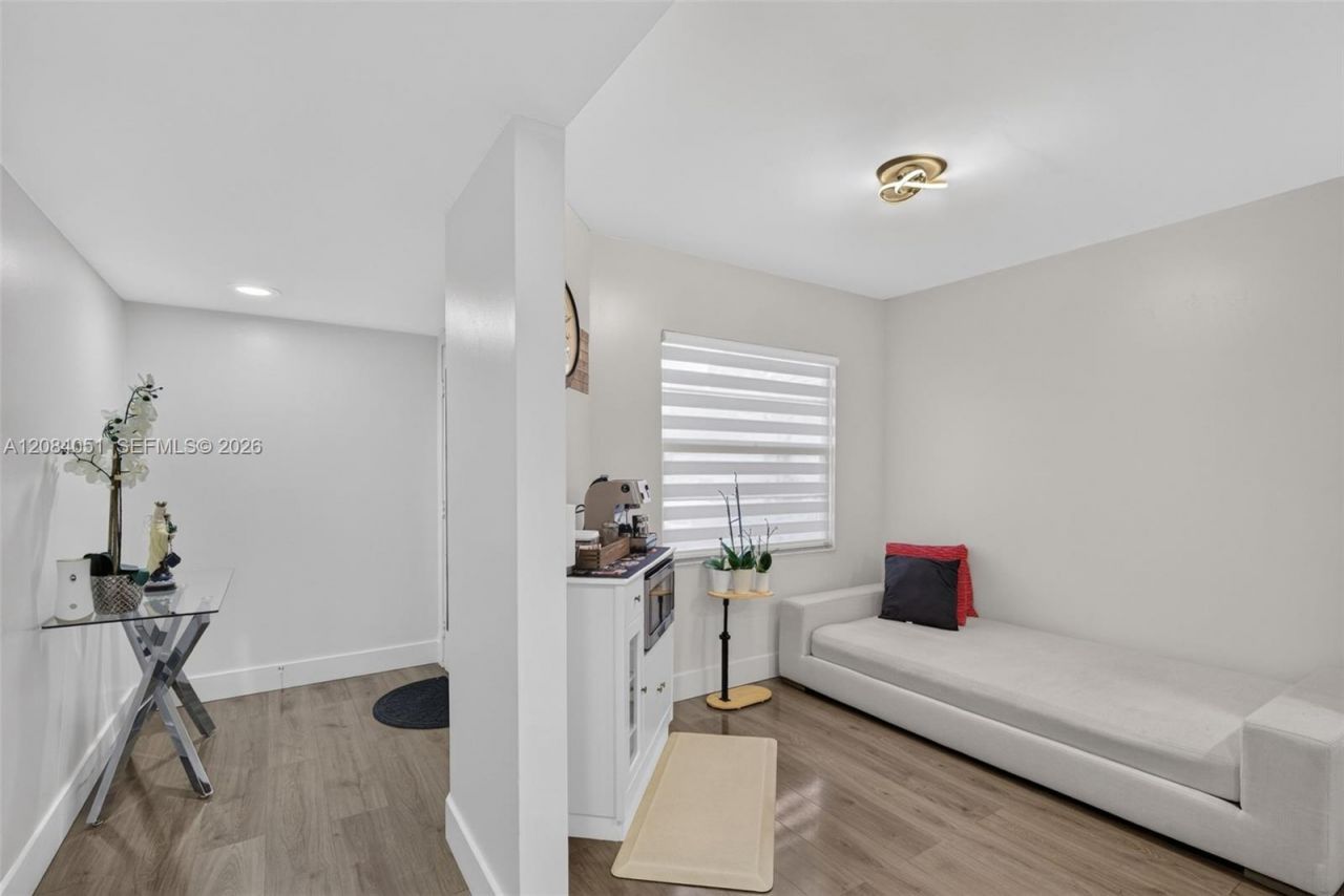1100 SW 130th Ave, Unit 112H, Pembroke Pines, FL 33027 Photo