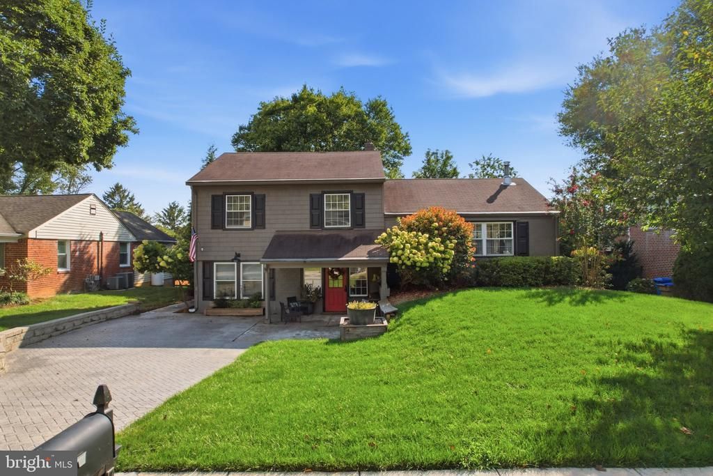 722 WISTERIA DRIVE, NEWTOWN SQUARE, PA 19073