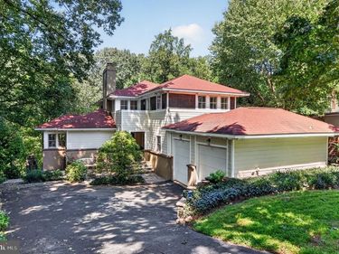2940 26TH STREET N , ARLINGTON, VA 22207