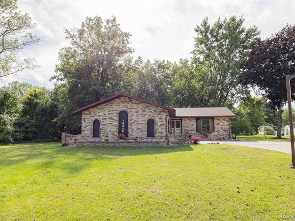 16300 Hannan Road, Romulus, Mi 48174