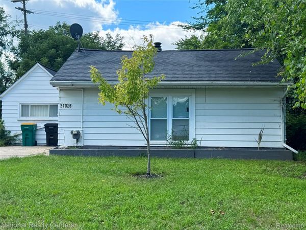 21025 Collingham Avenue , Farmington Hills, Mi 48336