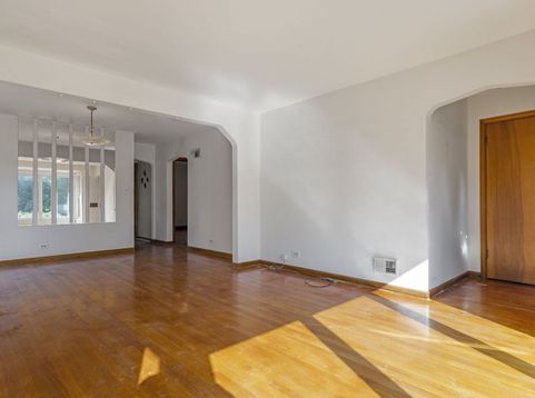 Main Photo