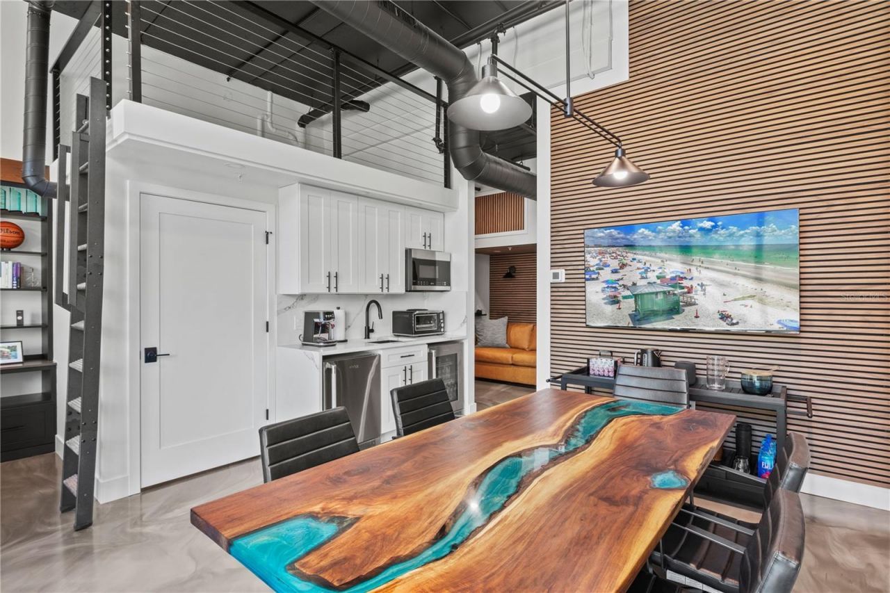 1558 4th Street, Unit 108, Sarasota, FL 34236 Photo