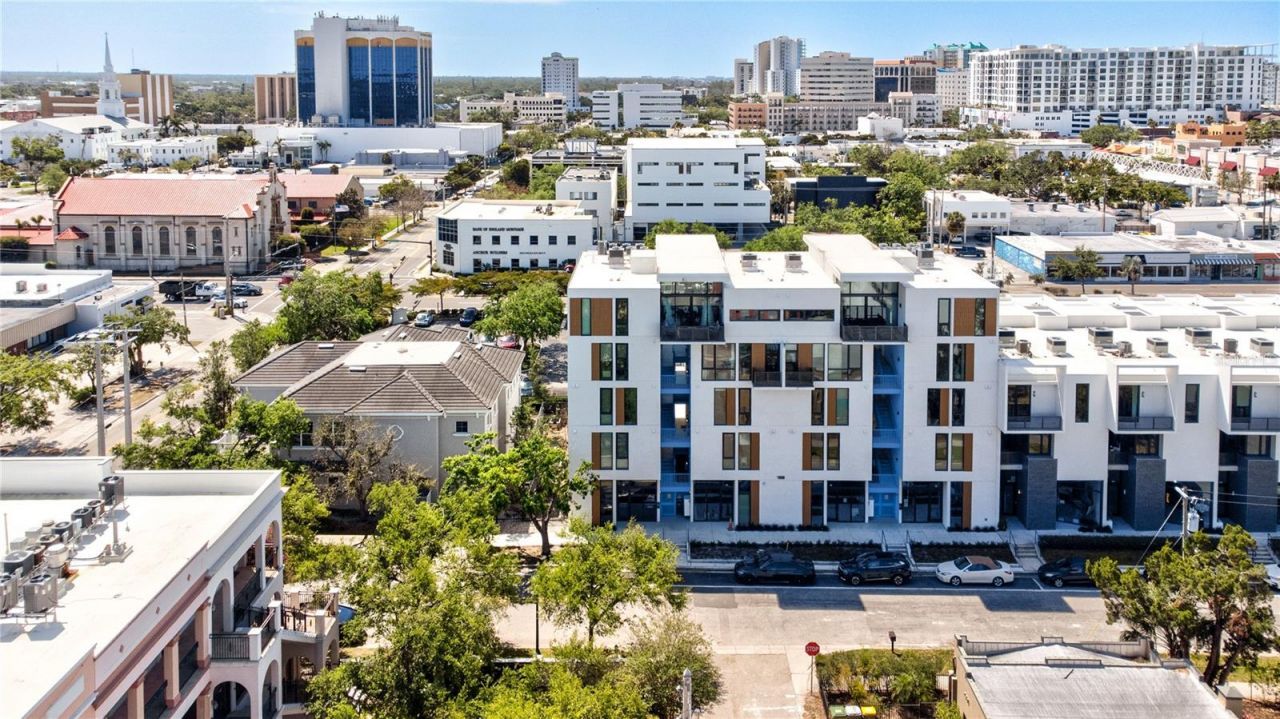 1558 4th Street, Unit 108, Sarasota, FL 34236 Photo
