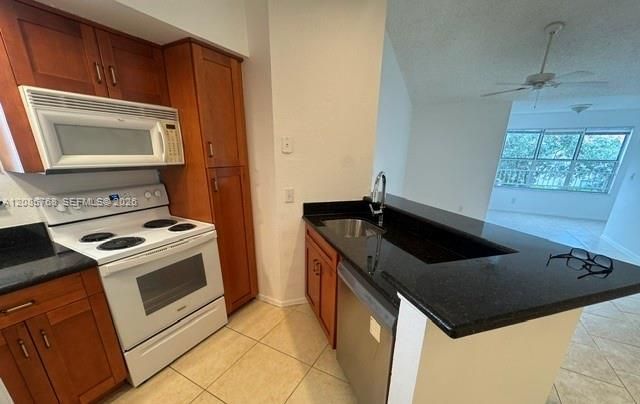 3350 NW Pinewalk Dr N, Unit 1427, Margate, FL 33063 Photo