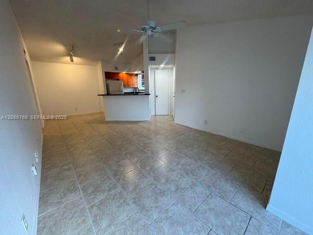 3350 NW Pinewalk Dr N, Unit 1427, Margate, FL 33063 Photo