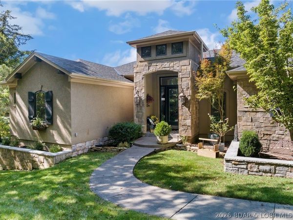 302 Country Ridge Drive, Camdenton, MO 65020