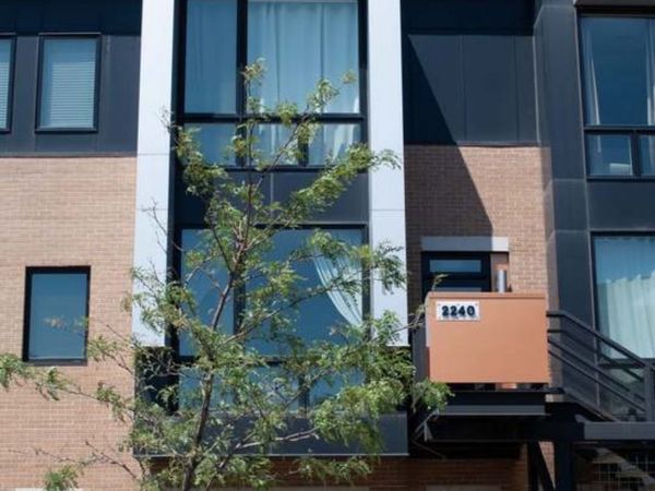 2240 W Madison Street , Unit 201, Chicago, IL 60612