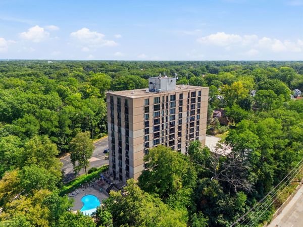 1800 7TH Street, Unit 2A, East Moline, IL 61244