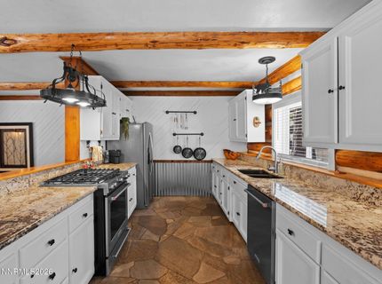 429 Barrett Drive, Stateline, NV 89449 Photo