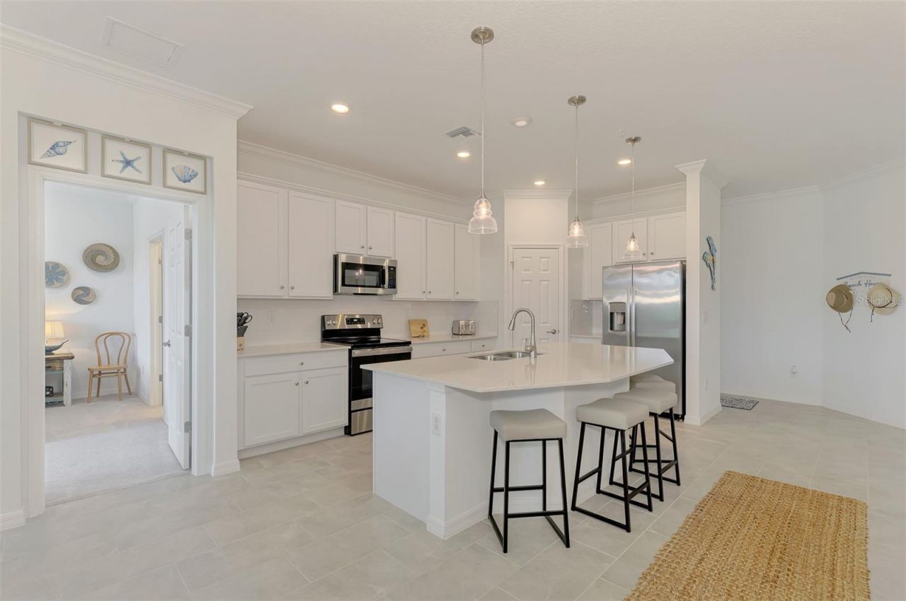 10212 Staggerbush Drive, Unit 202, Venice, FL 34293 Photo