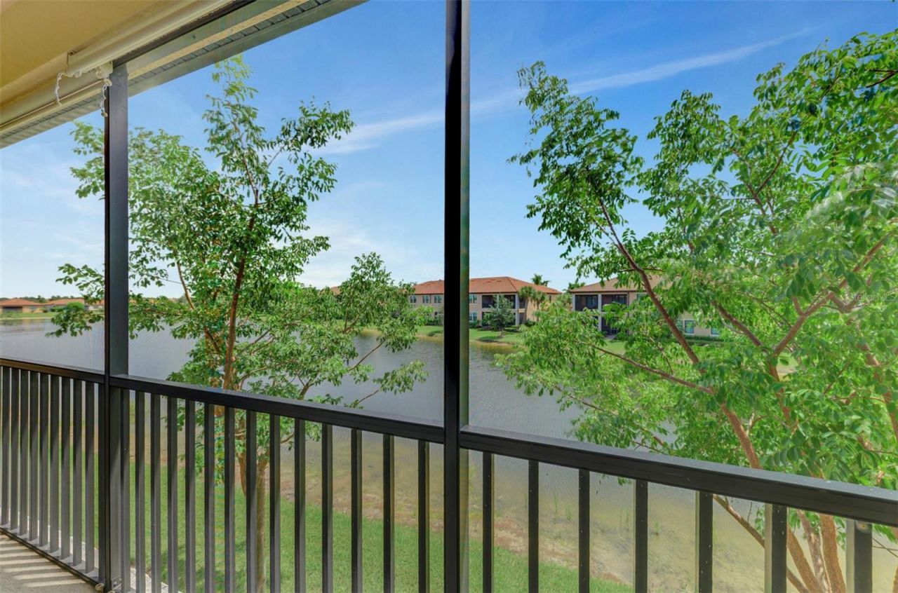 10212 Staggerbush Drive, Unit 202, Venice, FL 34293 Photo