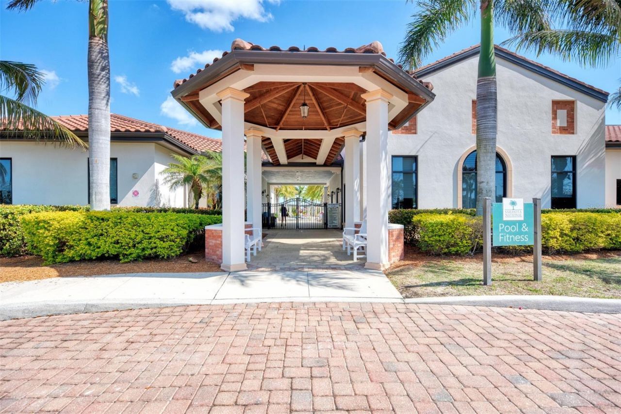 10212 Staggerbush Drive, Unit 202, Venice, FL 34293 Photo