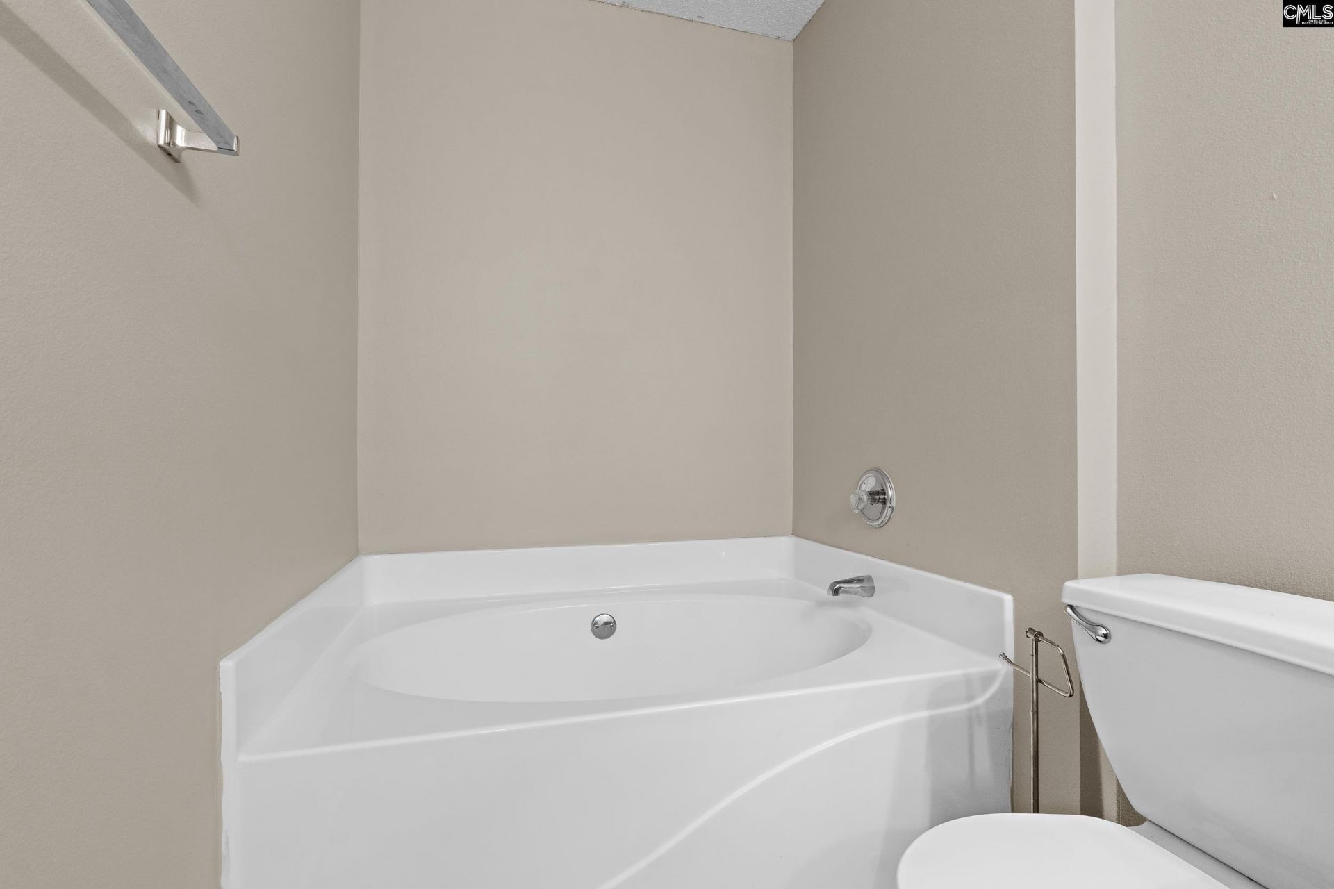 215 Gayle Pond Trace Photo 12