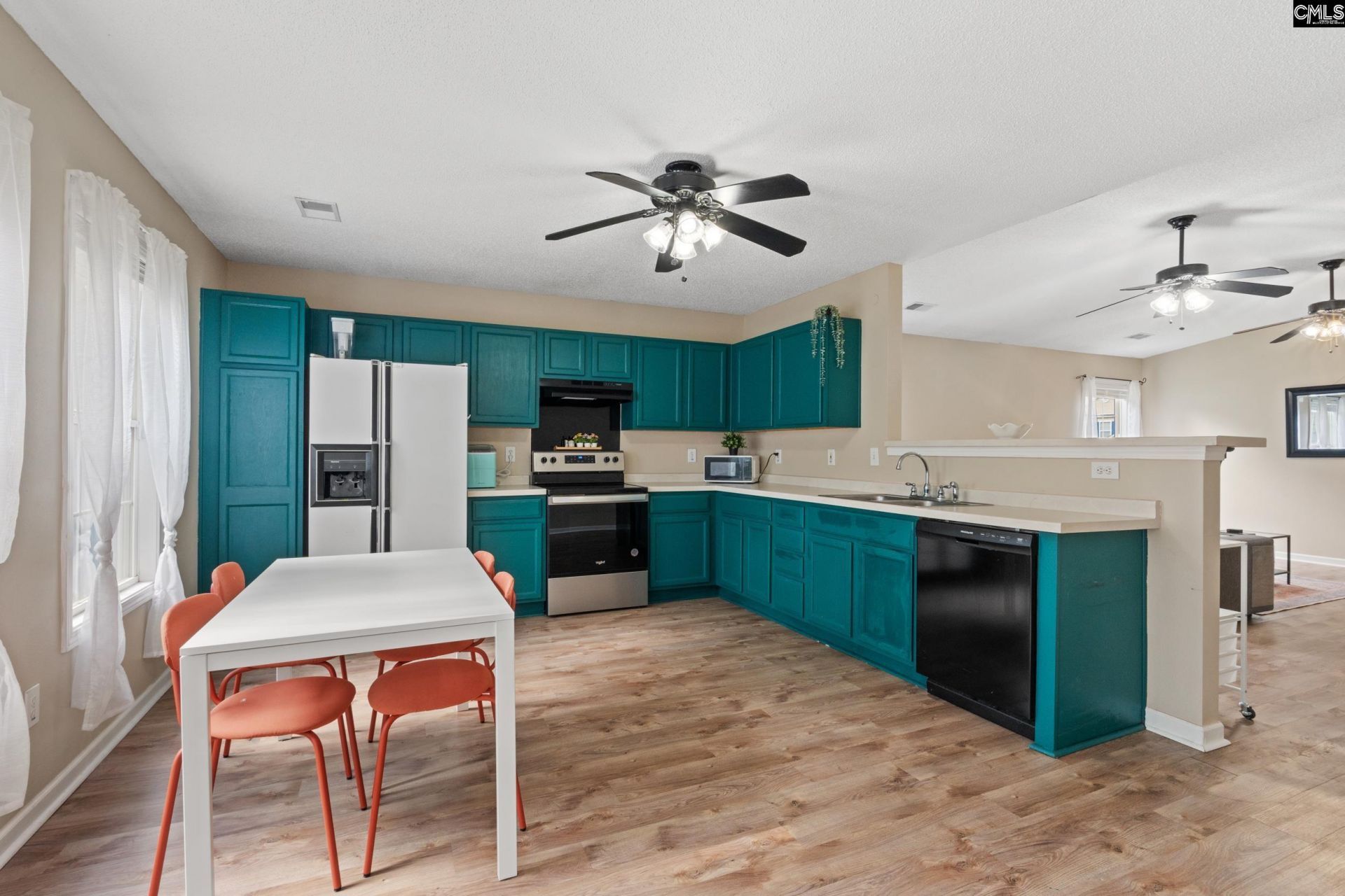 215 Gayle Pond Trace Photo 6