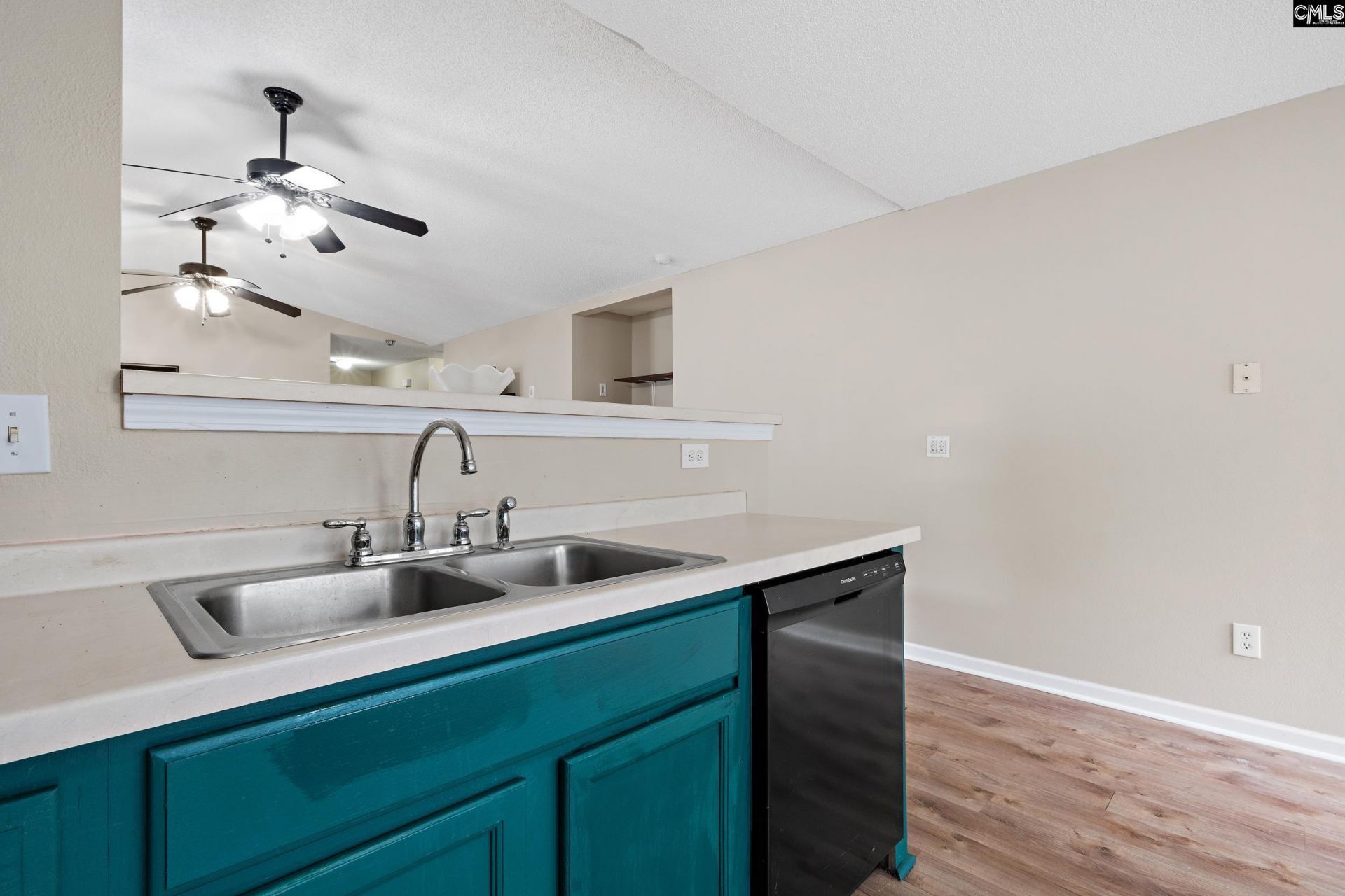 215 Gayle Pond Trace Photo 7