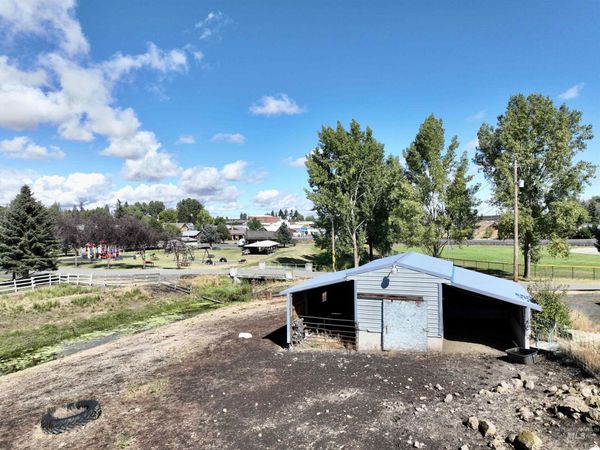 311 5th Ave, Nezperce, ID 83543