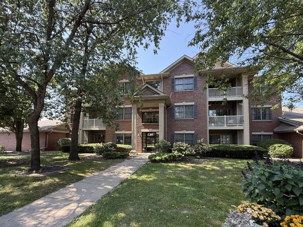 10404 White Oak Lane , Munster, IN 46321