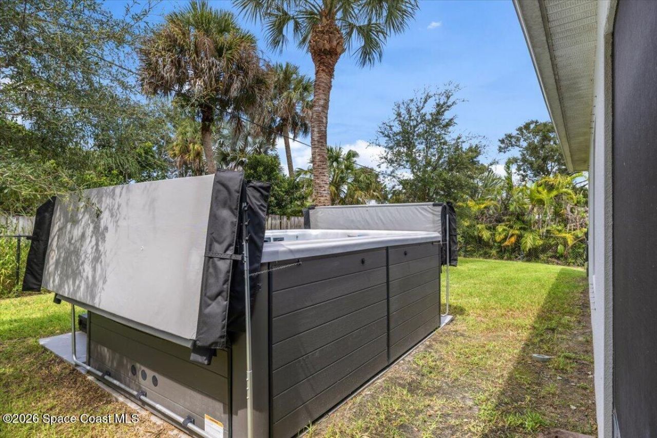 365 Breakwater Terrace, Sebastian, FL 32958 Photo