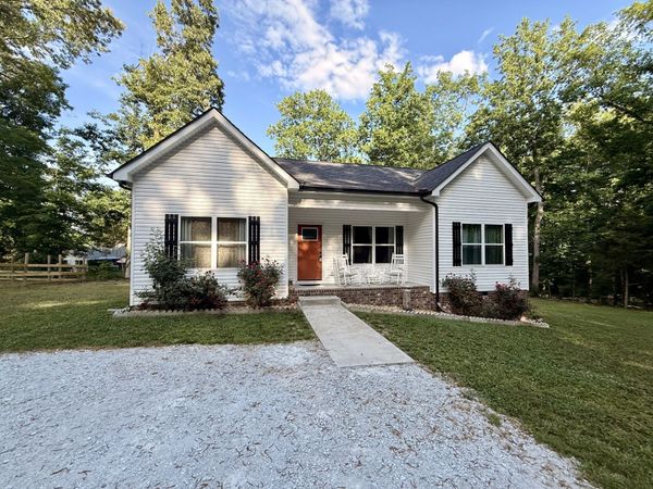 1021 Woodmont Dr , Dickson, TN 37055