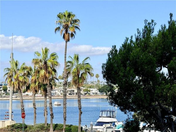 5209 Marina Pacifica, Long Beach, CA 90803