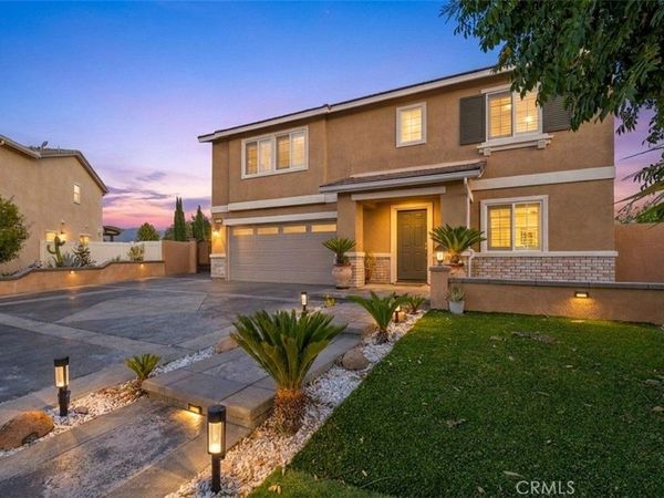 1304 Desert Rose Court, San Jacinto, CA 92582