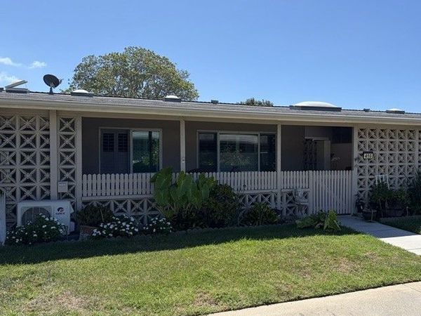 1720 Interlachen Road, Unit 41-G, Seal Beach, CA 90740