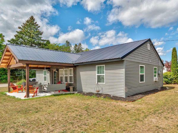 106 W D. Avenue, Newberry, MI 49868