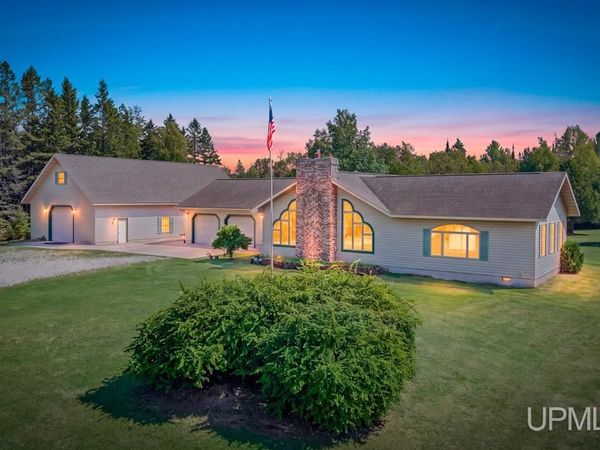 16861 17th Road, Garden Twp, MI 49835