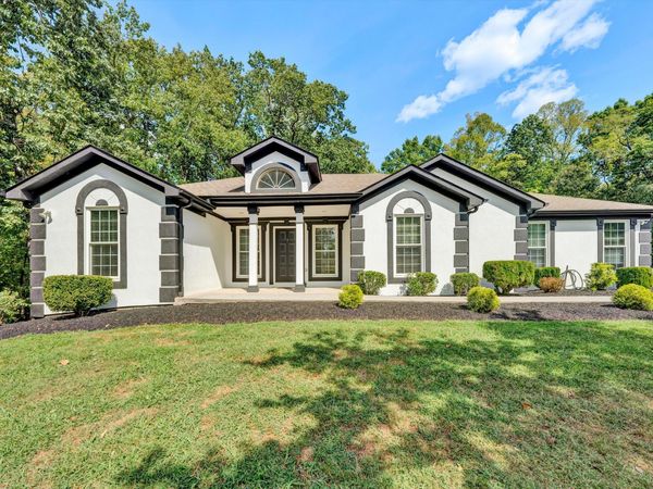 25 Middle Valley RD, Hardy, VA 24101
