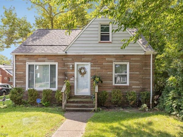 8240 Grand Division Avenue , Garfield Heights, OH 44125