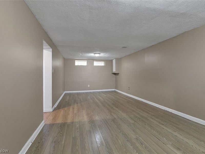 8240 Grand Division Avenue, Garfield Heights, OH 44125 Photo 19