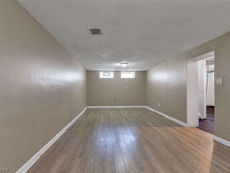 8240 Grand Division Avenue, Garfield Heights, OH 44125 Photo 20