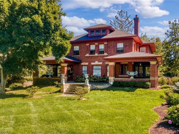 2401 Coventry Road , Cleveland Heights, OH 44118