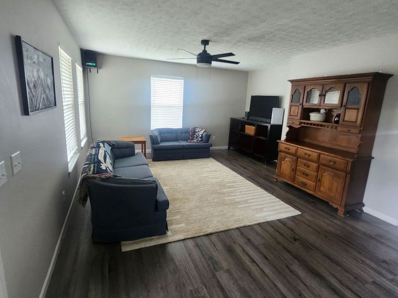 560 Parkside Reserve Street, Wellington, OH 44090 Photo 3