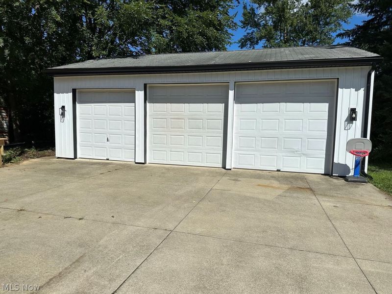 216 Tolbert Street, Wadsworth, OH 44281 Photo 12
