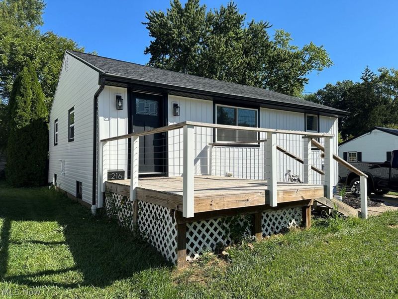 216 Tolbert Street, Wadsworth, OH 44281 Photo 3
