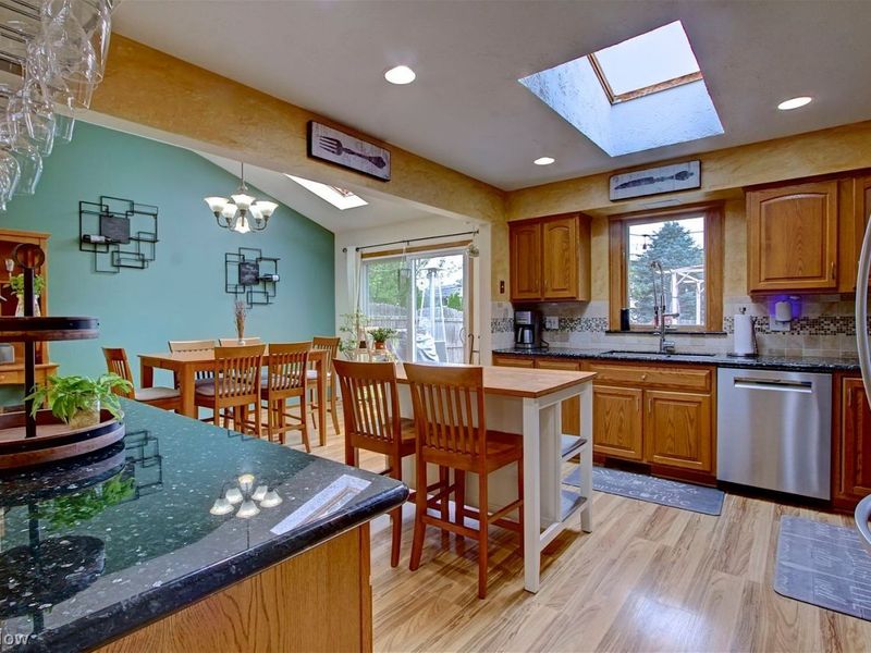 24764 Randall Drive, North Olmsted, OH 44070 Photo 10