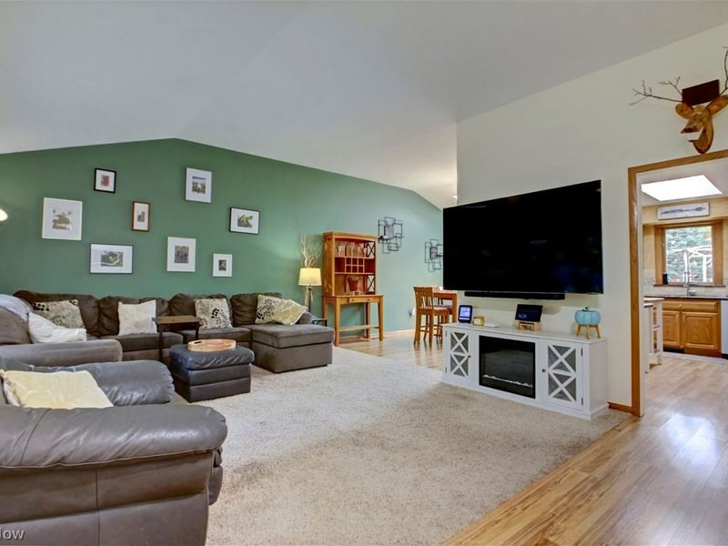 24764 Randall Drive, North Olmsted, OH 44070 Photo 3