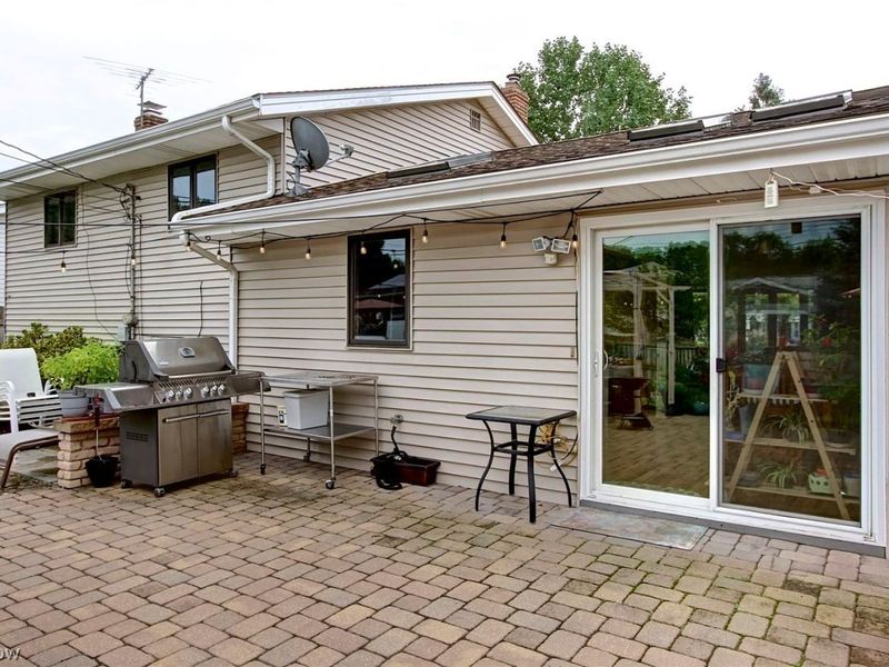 24764 Randall Drive, North Olmsted, OH 44070 Photo 35
