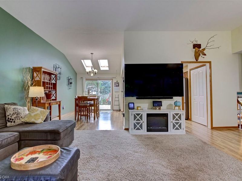 24764 Randall Drive, North Olmsted, OH 44070 Photo 5