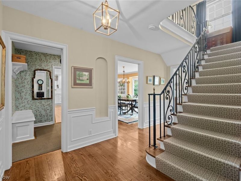 2992 Fontenay Road, Shaker Heights, OH 44120 Photo 11