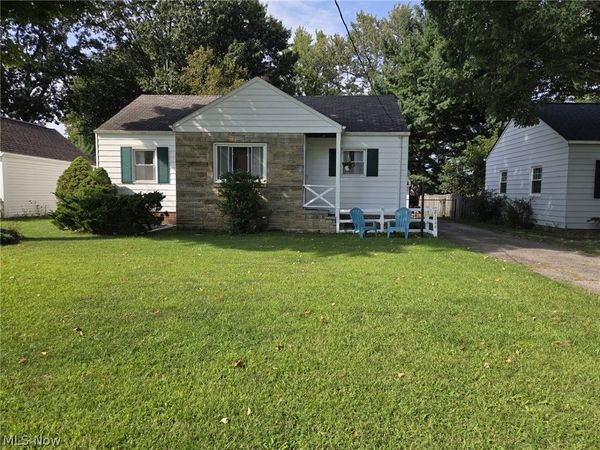 21444 Northwood Avenue , Fairview Park, OH 44126