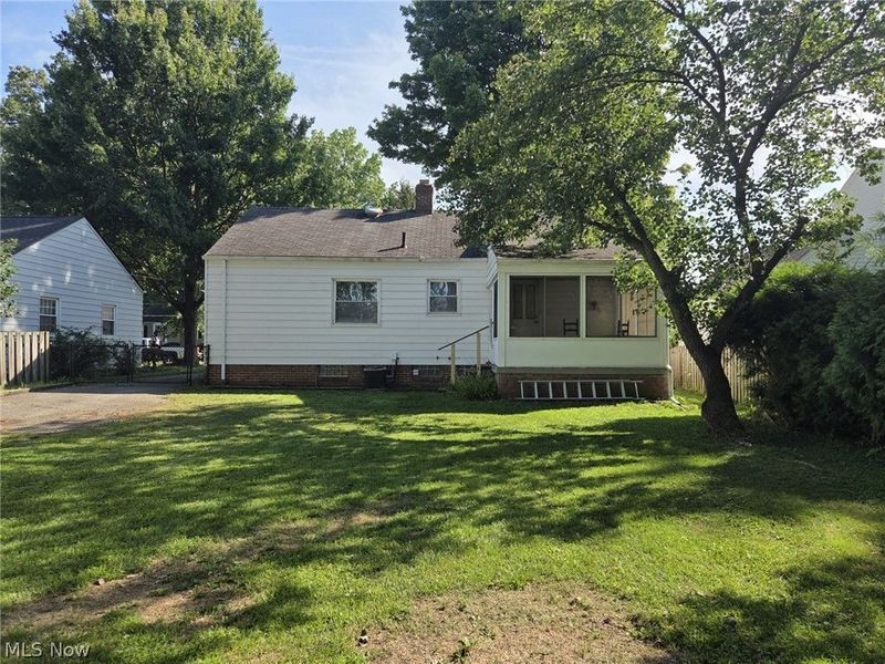 21444 Northwood Avenue, Fairview Park, OH 44126 Photo 13