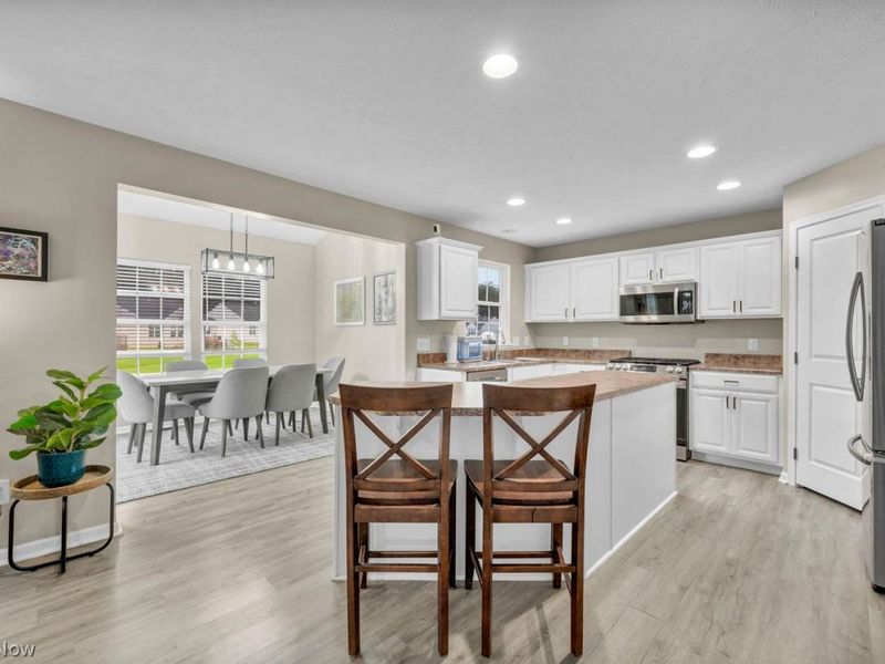 6840 Majestic Drive, North Ridgeville, OH 44039 Photo 16