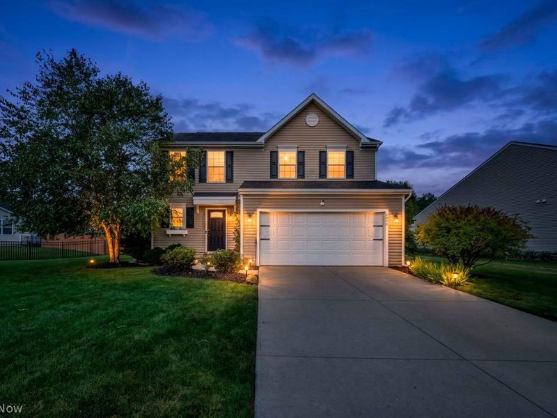 6840 Majestic Drive, North Ridgeville, OH 44039 Photo 2
